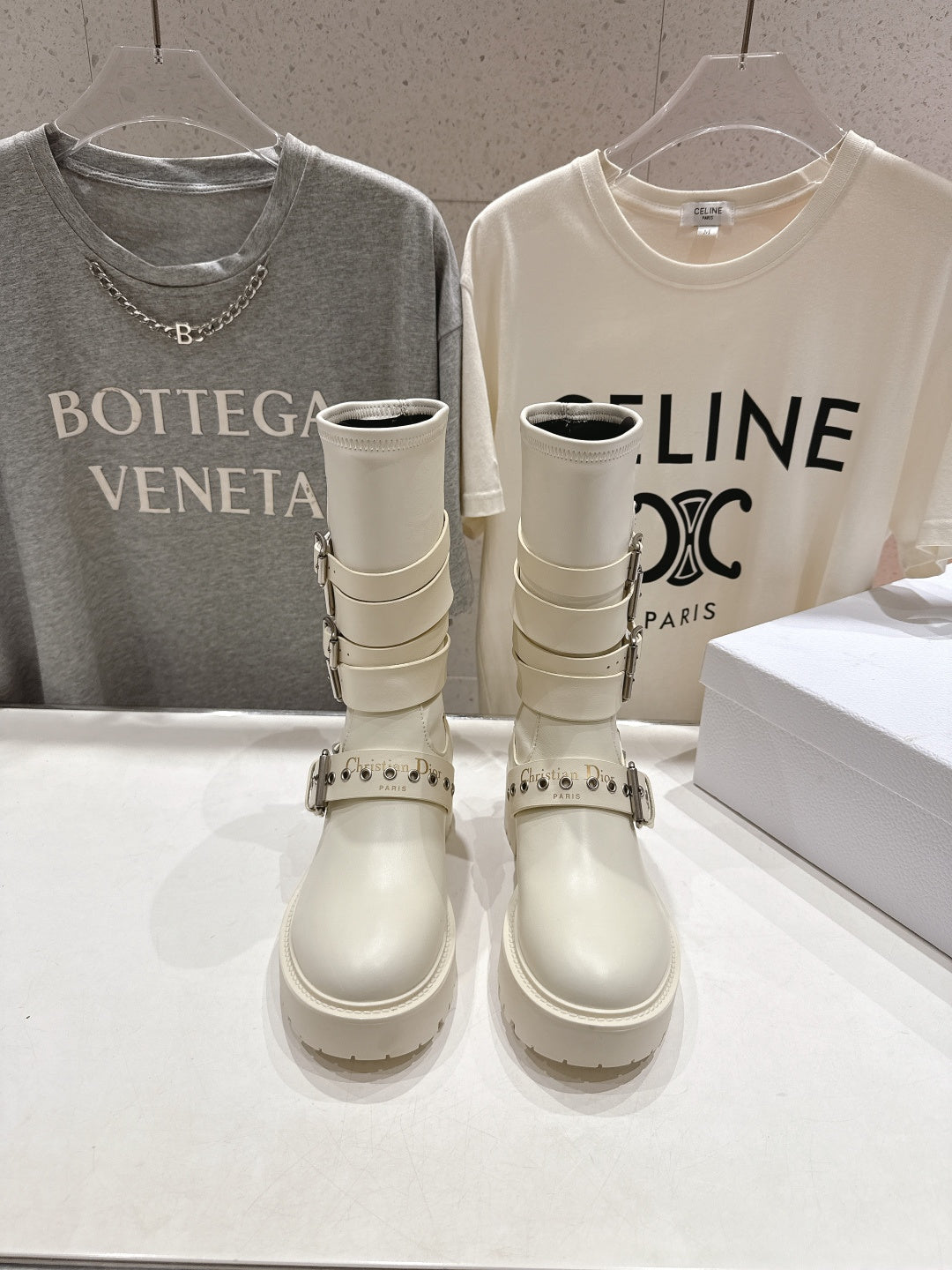 DIOR 25S BIKER BOOTS IN CREAM WHITE CALFSKIN WITH SILVER HARDWARE